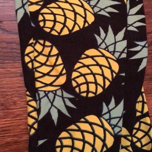 LuLaRoe Pants - Lularoe 🦄* unicorn* 🦄 Pineapple TC Leggings LuLaRoe Pants - Lularoe 🦄* unicorn* 🦄 Pineapple TC Leggings